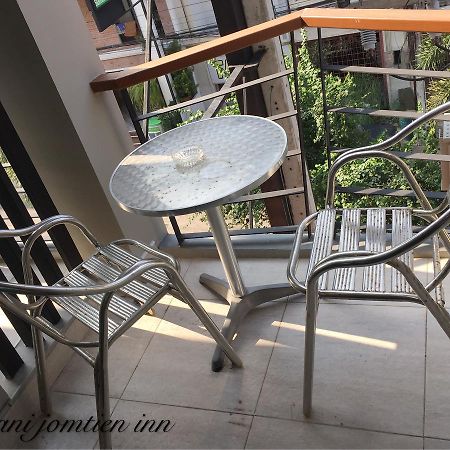 Abani Jomtien Inn מראה חיצוני תמונה